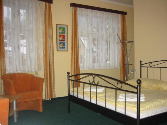 Hotel Grand Tanvald Eksteriør billede