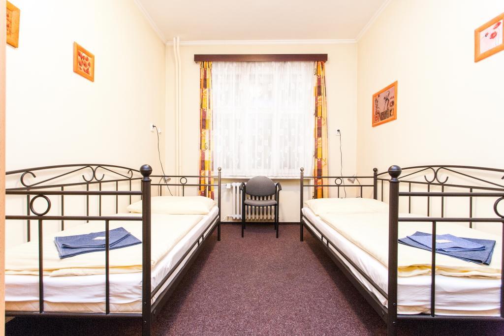 Hotel Grand Tanvald Eksteriør billede